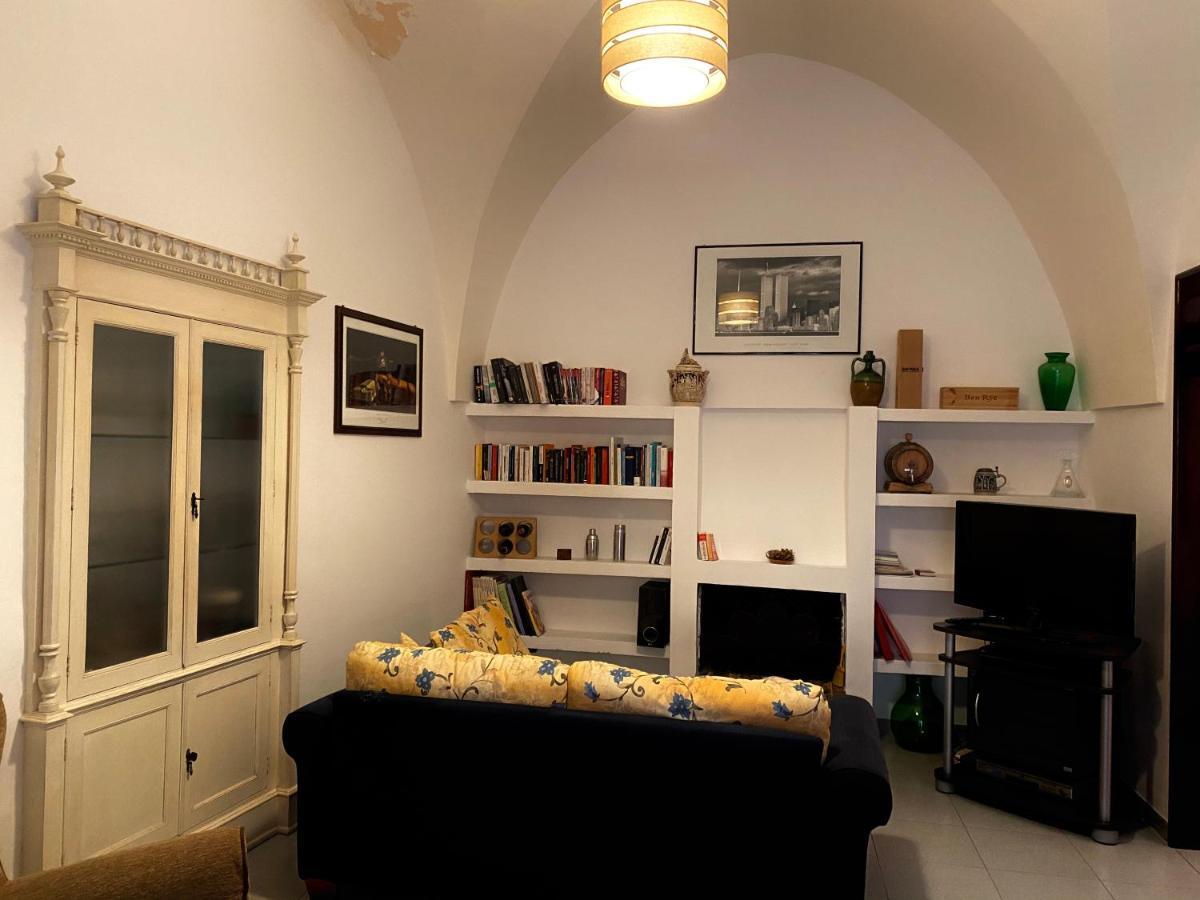 Casa Vacanze...Dei Teutonici Mesagne Exterior foto